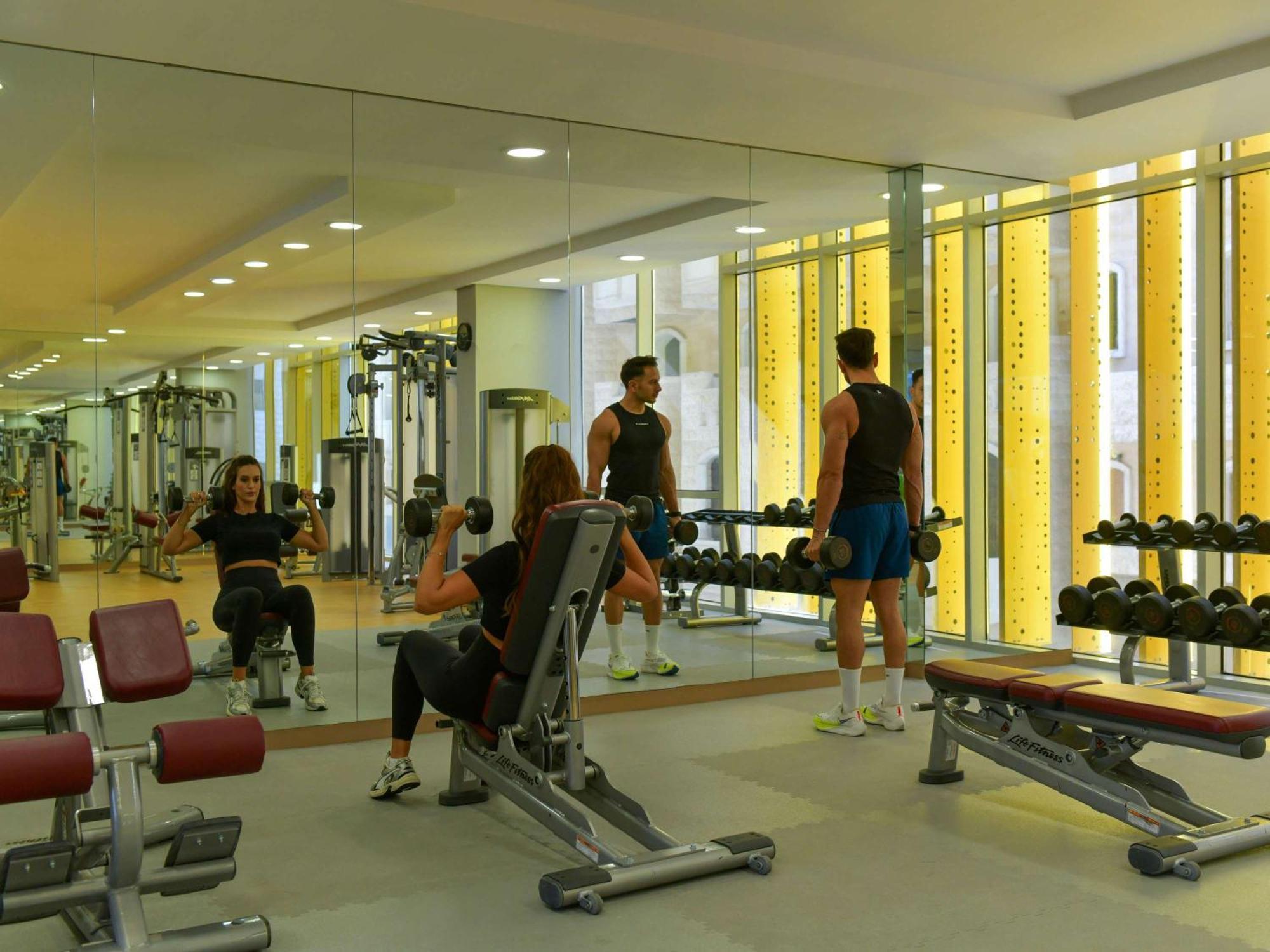 Ibis Doha Hotel Bagian luar foto