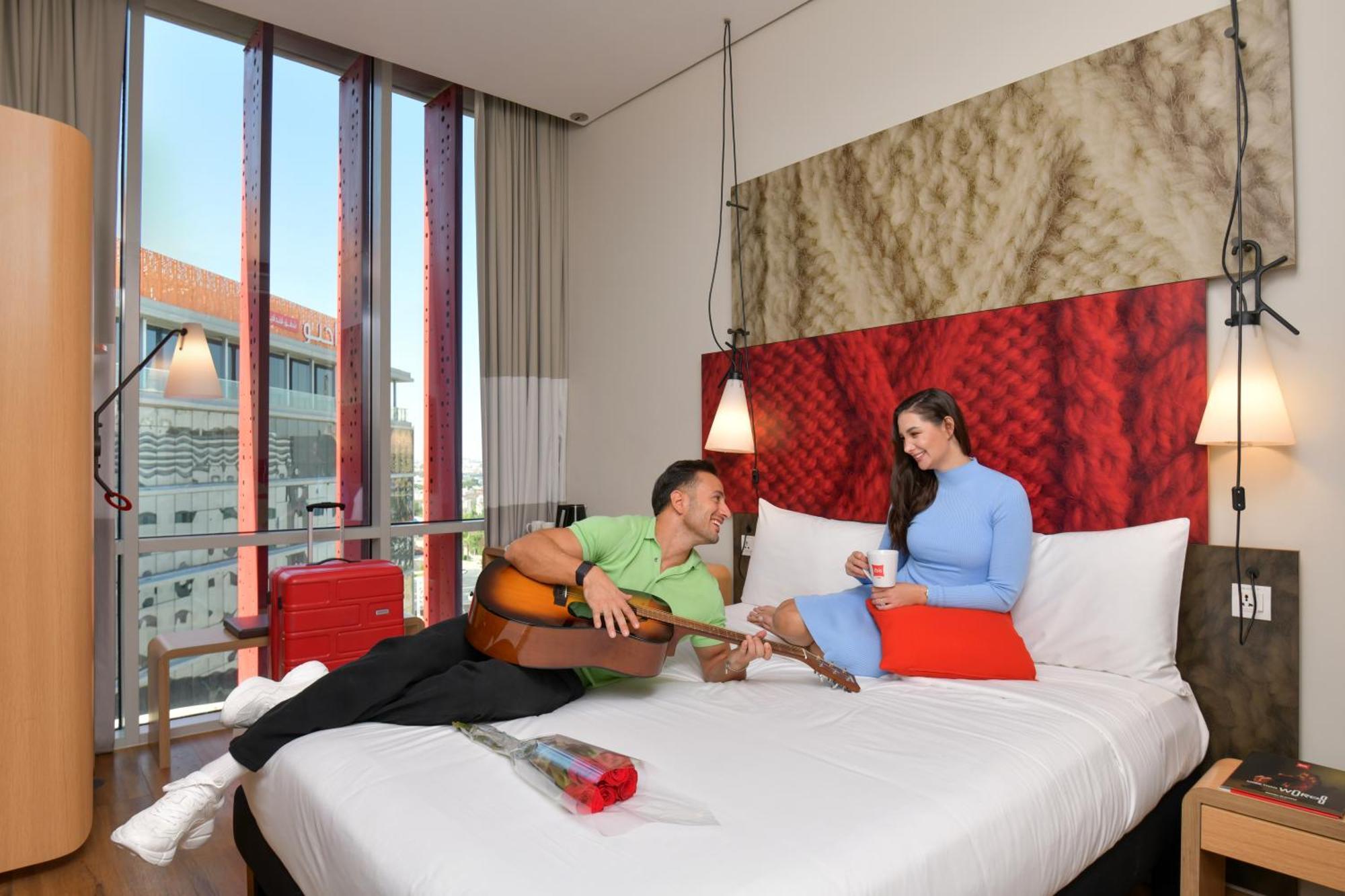 Ibis Doha Hotel Bagian luar foto