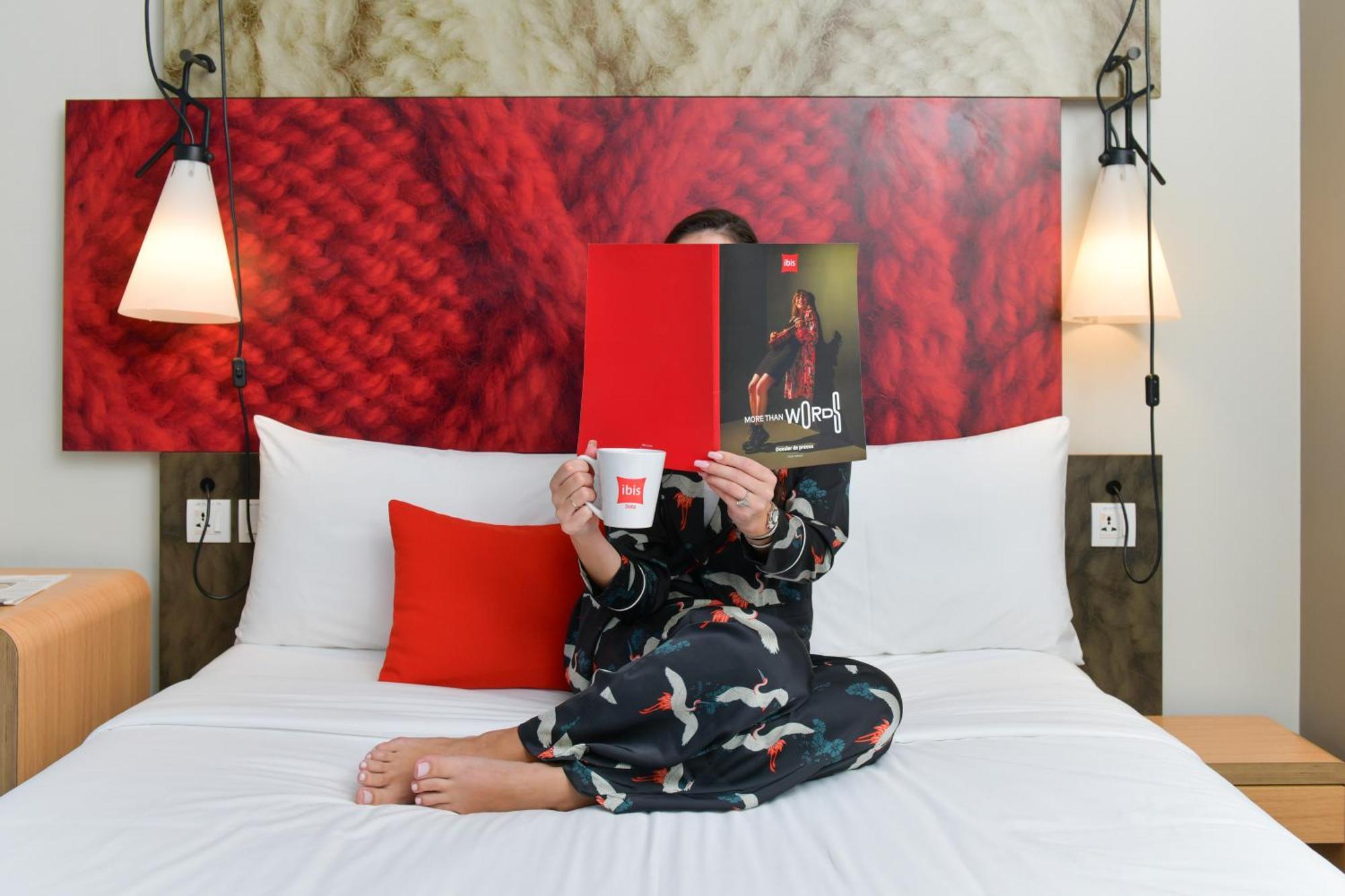 Ibis Doha Hotel Bagian luar foto